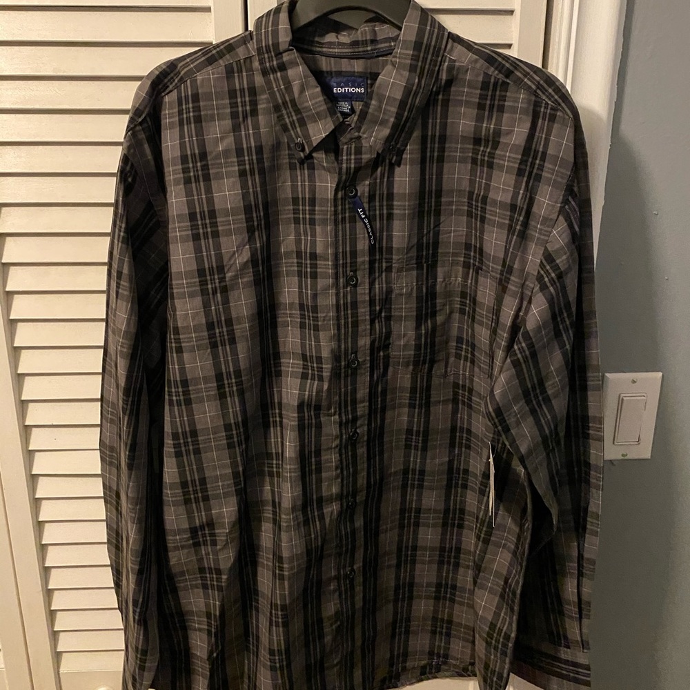 Classic fit basic editions large button down